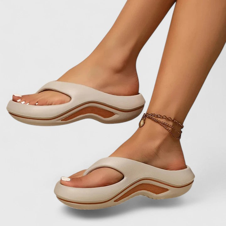 Dahlia - Leichte Slip-On Sandalen