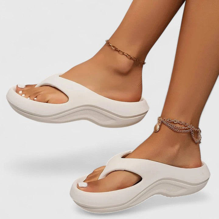 Dahlia - Leichte Slip-On Sandalen