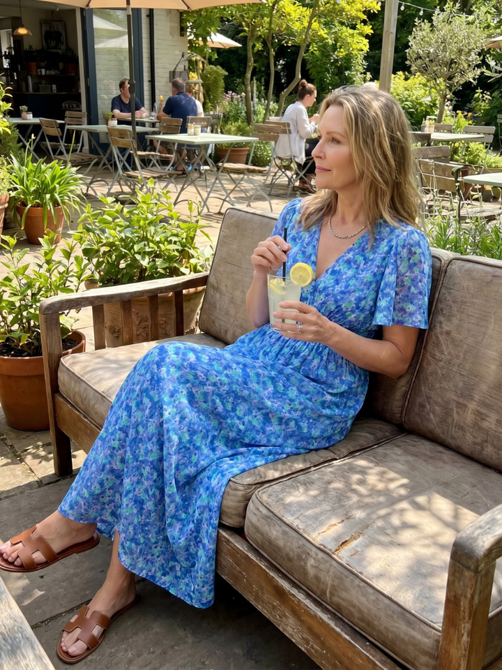 Juna | Korte Mouw Ditsy Bloemenprint Midi Jurk