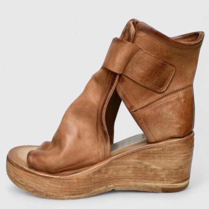 Karline - Klassische Wedge-Sandalen