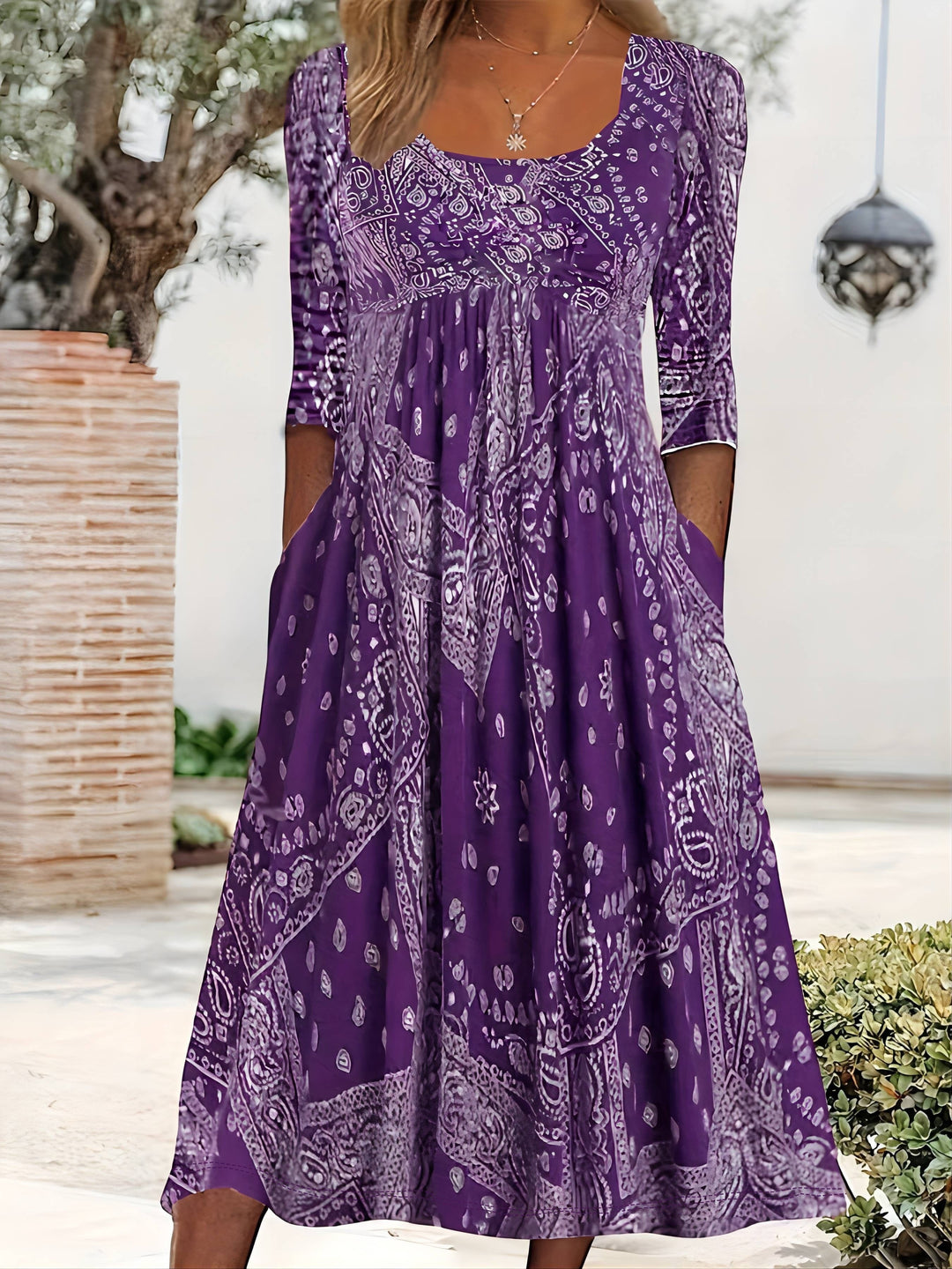 ELOWEN | MIDI-KLEID MIT LANGEN ÄRMELN CASUAL