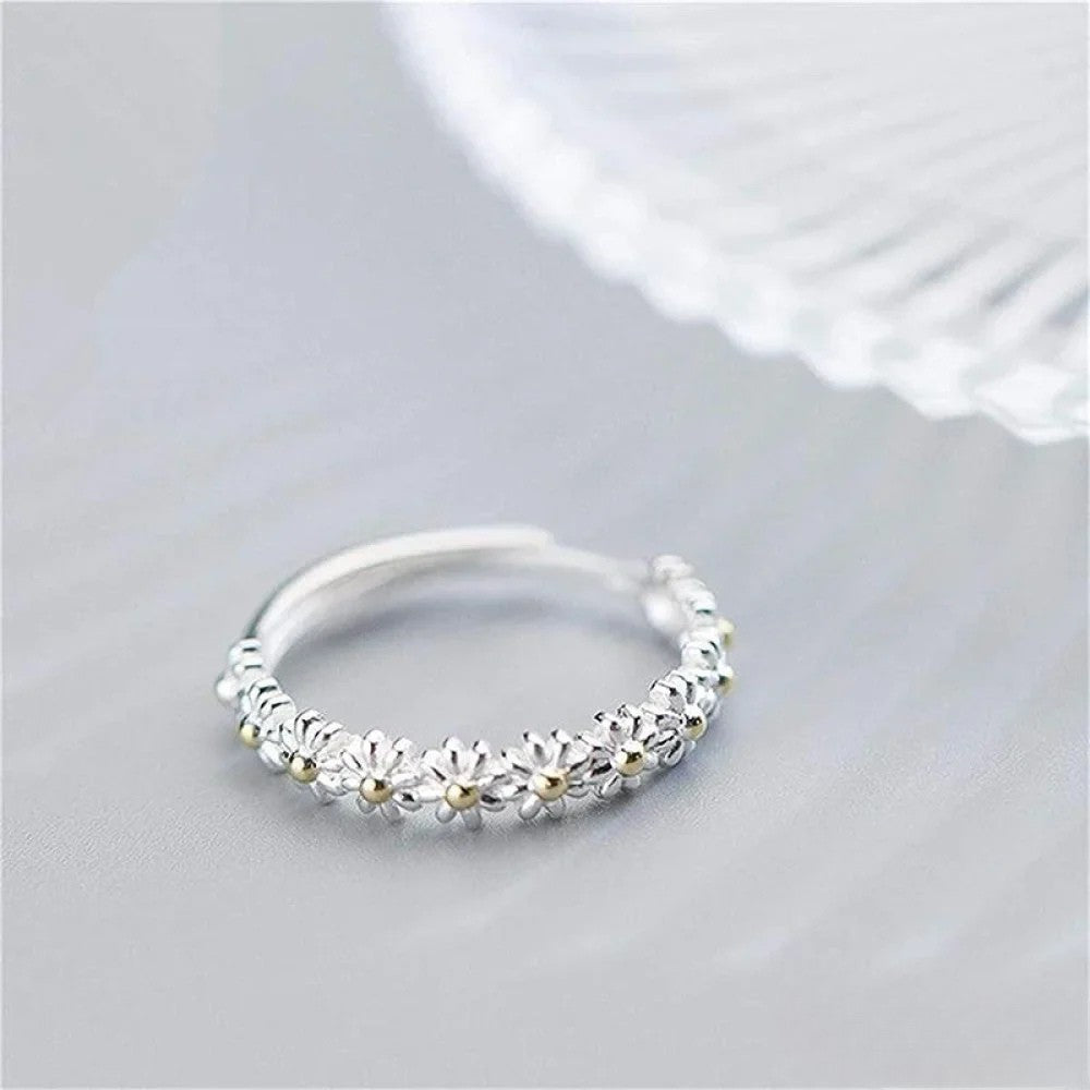 Verstellbarer Ring mit handbemalter Margerite