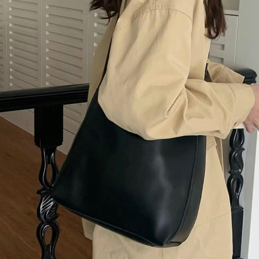 Stacy™ | Elegante Lederhandtasche