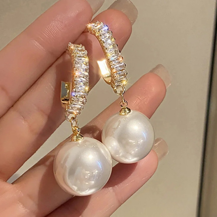 Elegante Ohrringe mit Perlenakzenten
