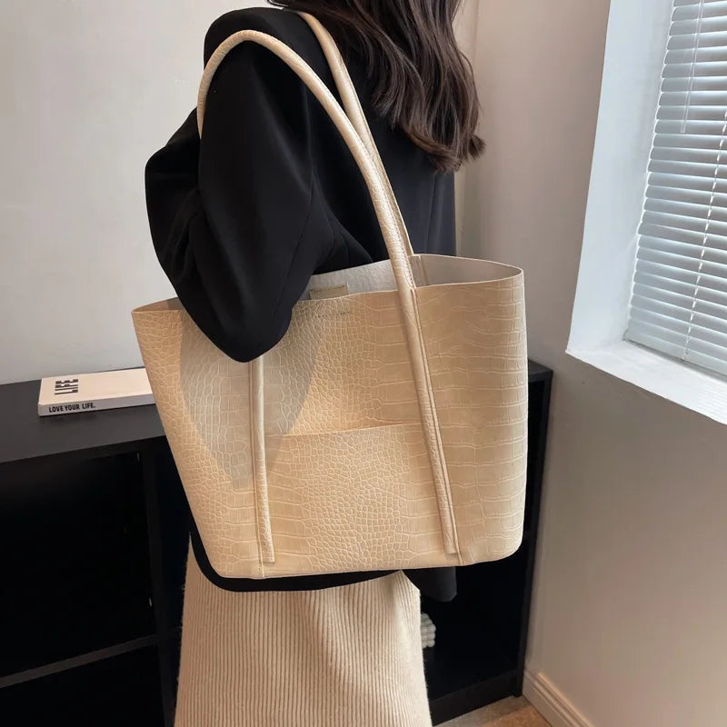 Christina™ | Elegante Schultertasche