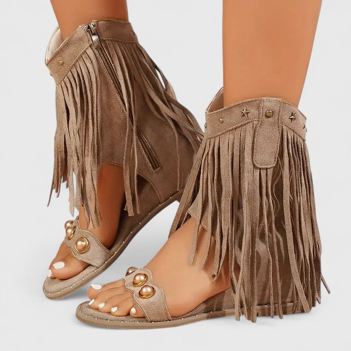 Eira - Chic Fransen Sandalen